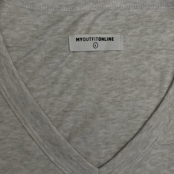 MYOUTFITONLINE - Grey Long Sleeve - Picture 2 of 4